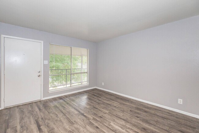 Country Oaks Apartments
