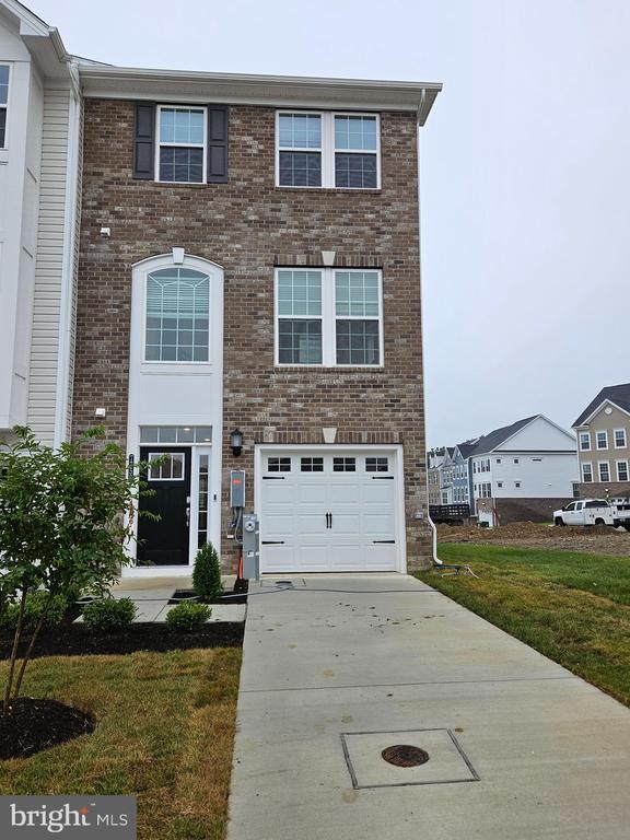 Building Photo - 7759 Meander Ct S Rental