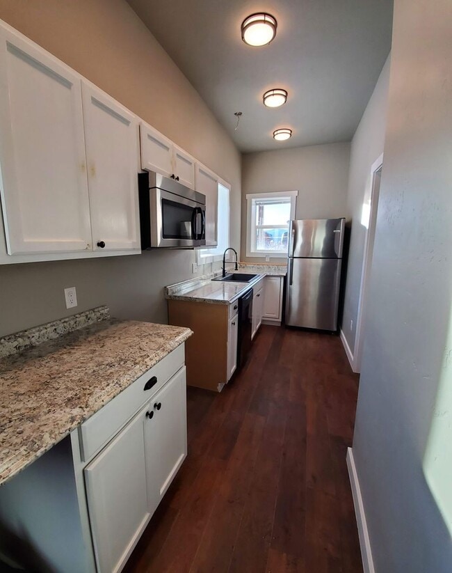Photo - 100 S Meridian Rd Apartment Unit B (#199)