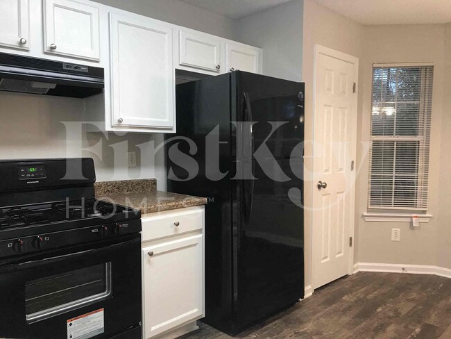 Photo - 4020 Brookfield Way