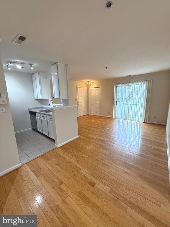 Building Photo - 33 Fern Oak Cir Unit 33301