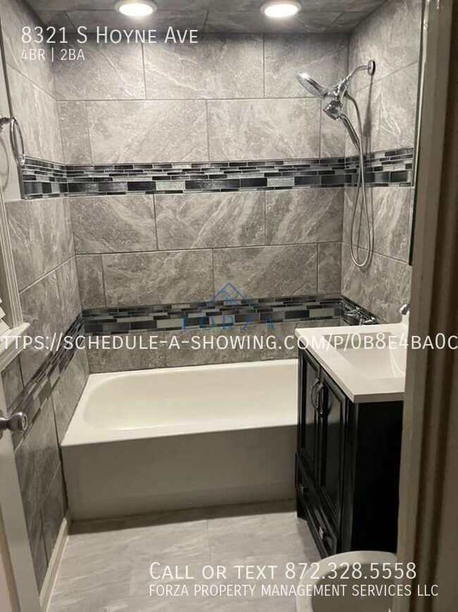 Photo - 8321 S Hoyne Ave