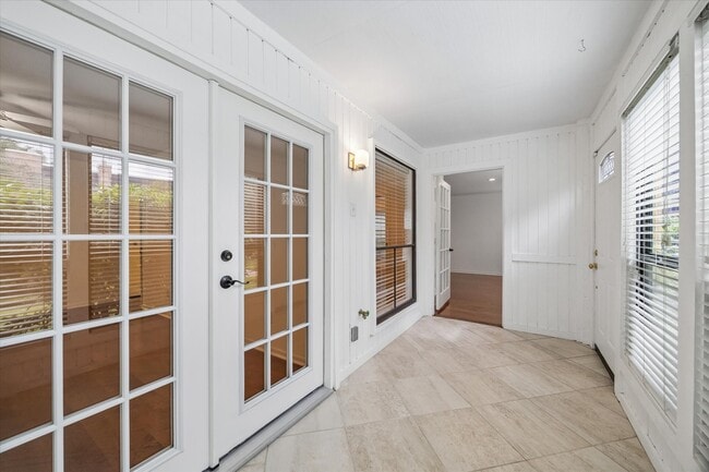Photo - 1601 S Shepherd Dr Unit 172