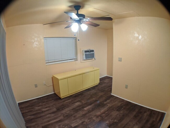 Photo - Private Charming Home for Rent Unidad 5738 Palmer Blvd