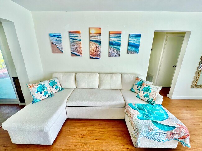 Photo - 133 NE 1st St