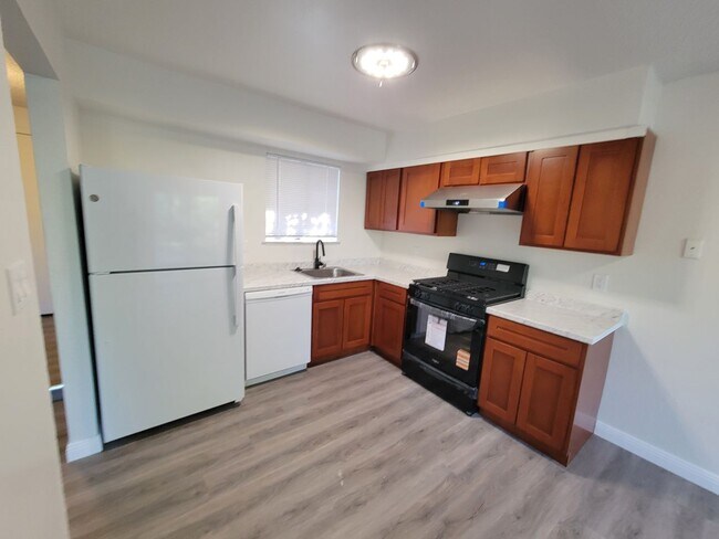 Photo - Newly Renovated 3bed/1.5bath Home in Ranch...