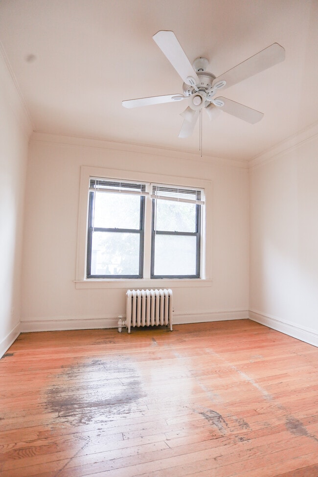 Photo - 2954 N Seeley Ave Unit 1