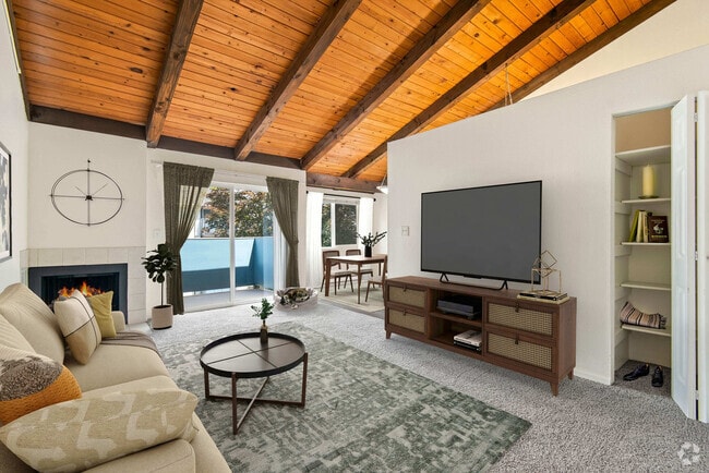 Building Photo - Foster Creek Rental