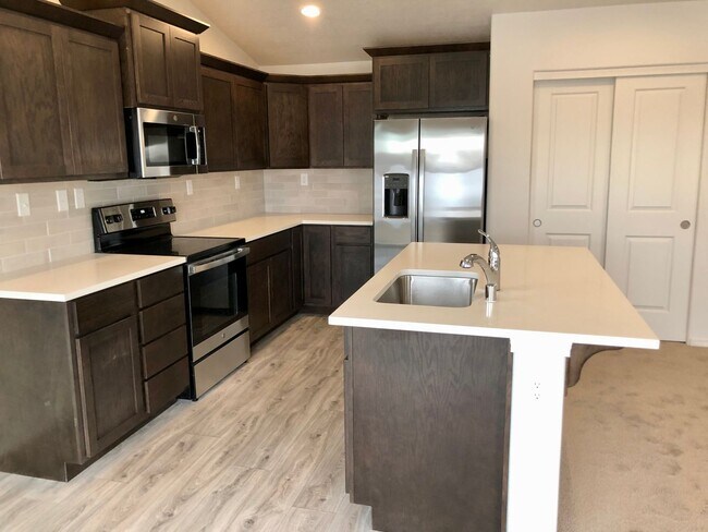 Photo - Newer Construction in Mae Valley