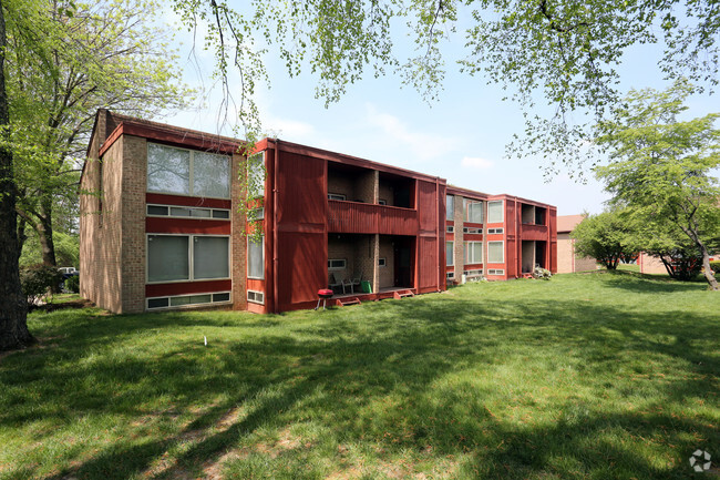 Building Photo - North Crossing Apartments