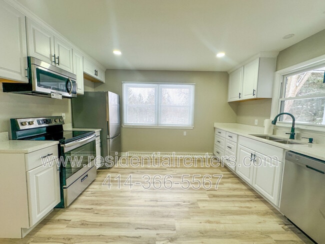 Photo - 2555 N Calhoun Rd