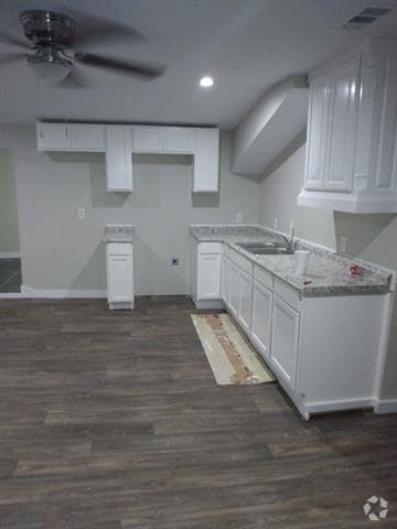 Building Photo - 1209 Phinney Ave Rental