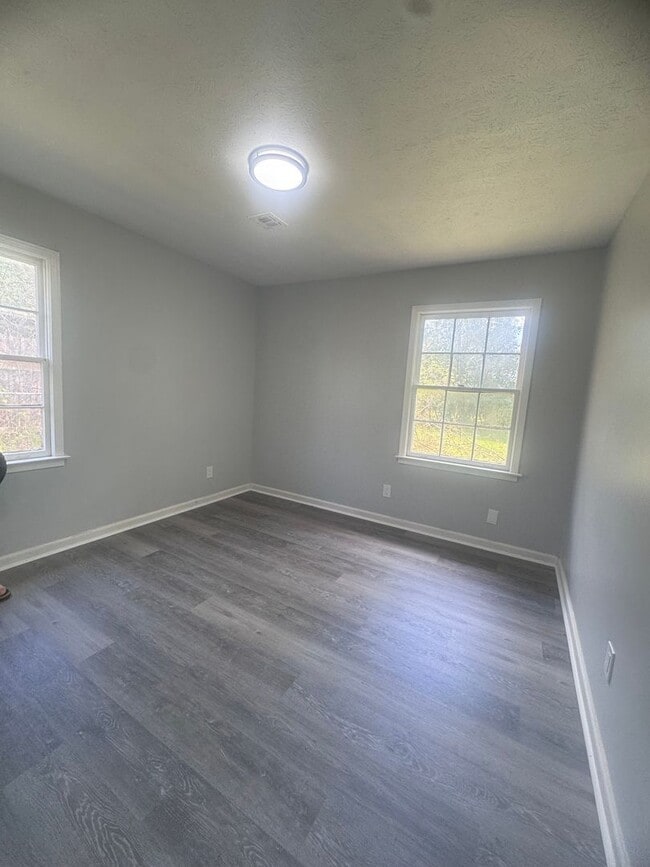 Photo - Newly Renovated Virginia Loop Road Home