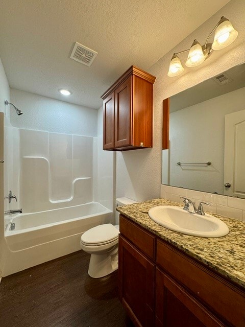 Photo - 508 Eagle Dr NE