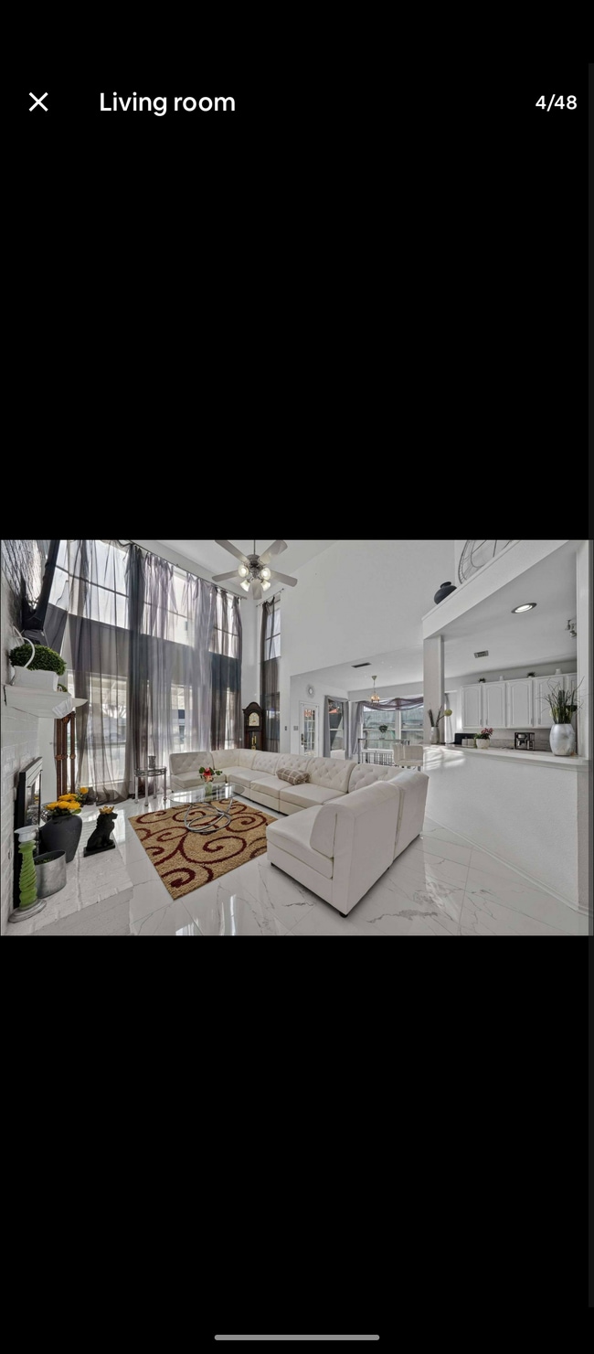 Photo - 1007 Vancouver Dr