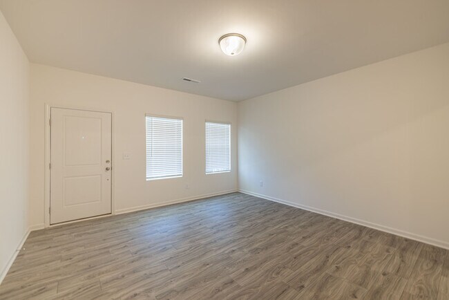Photo - 2 Bedroom Townhome in Lowell