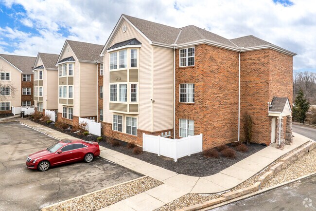 Photo - ReVi Worthington