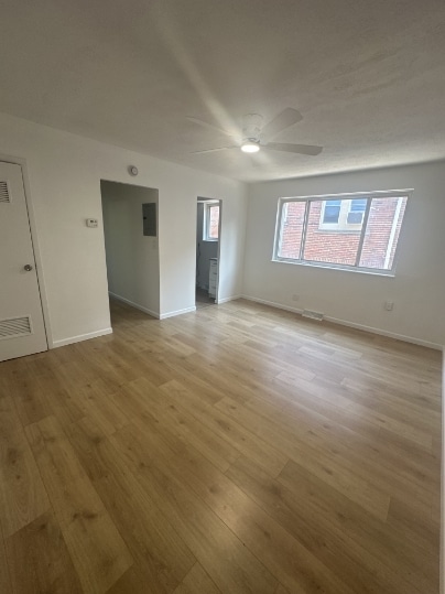 Photo - 17550 Lake Shore Blvd