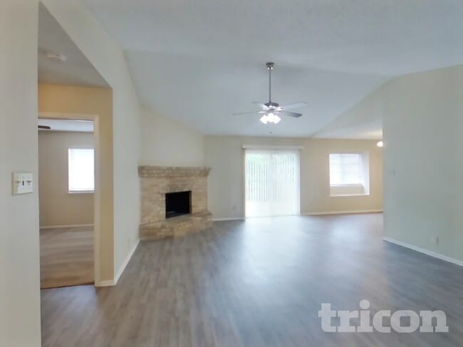 Photo - 13923 Flairwood St