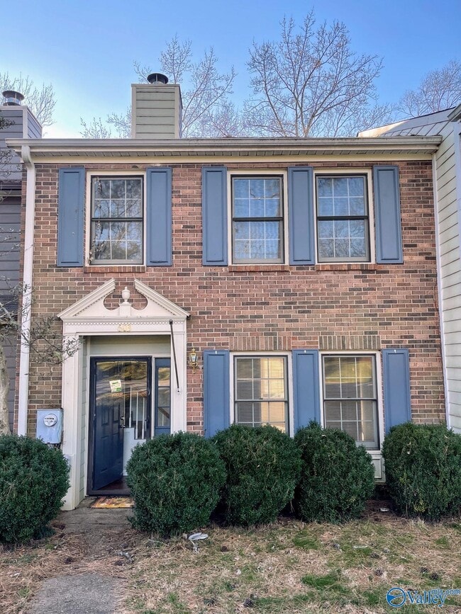 Photo - 603 Maysville Rd NE