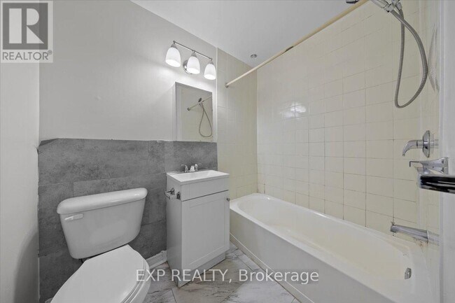 Photo - 1455 Morisset Ave Unité 03