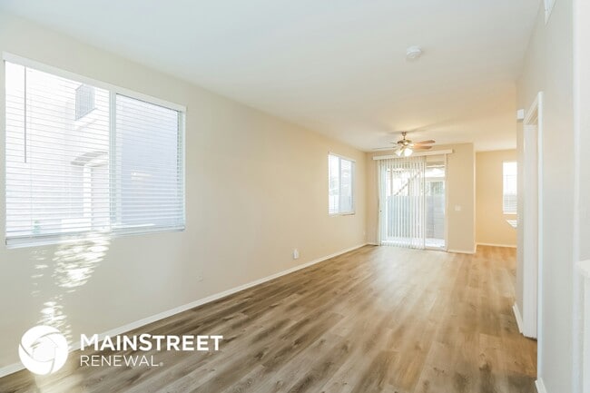 Photo - 1450 E Bloch Rd