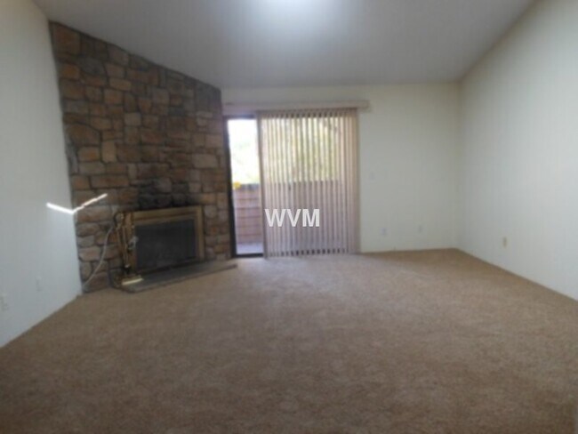 Photo - Telegraph Hill Condo Peoria and Yale