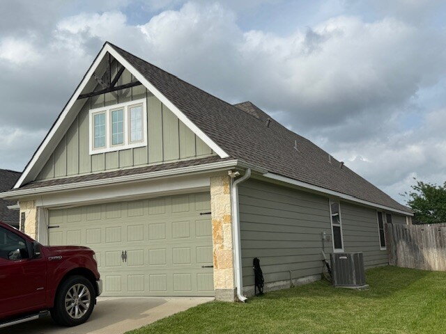 Photo - 2120 Markley Dr