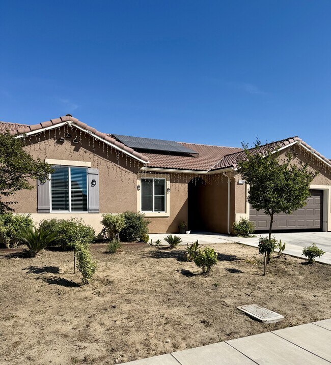 Photo - 1736 Berry St