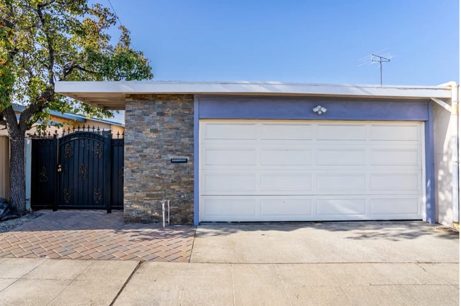 Photo - 1791 Blue Spruce Ct