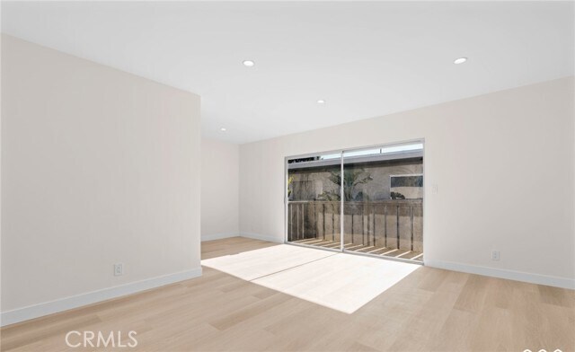 Photo - 7961 Willis Ave Unidad 17