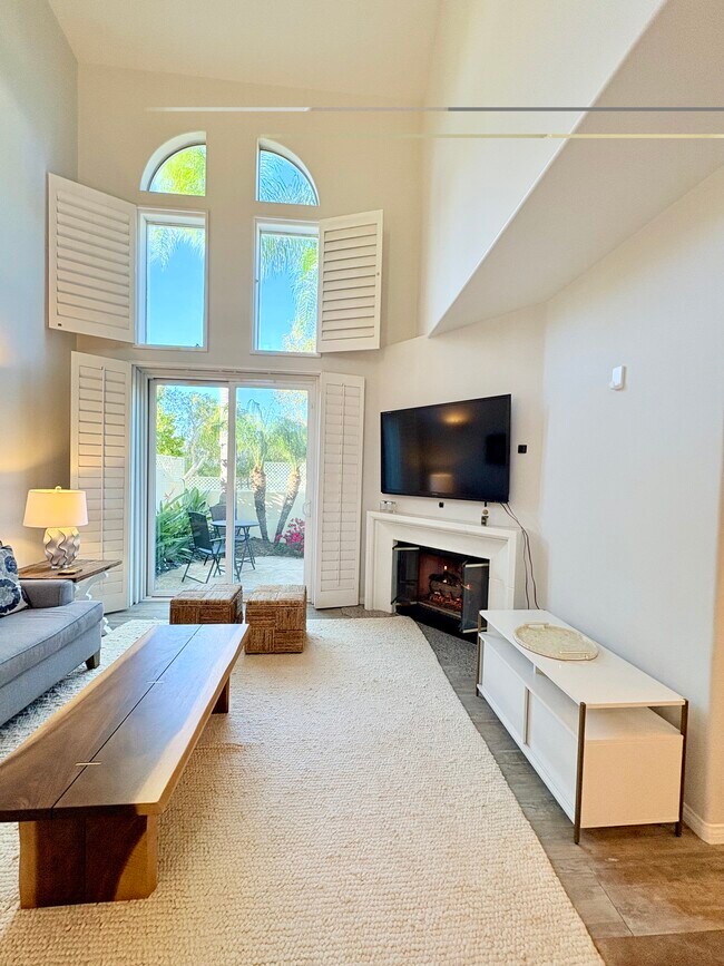 6483 Zuma View Pl