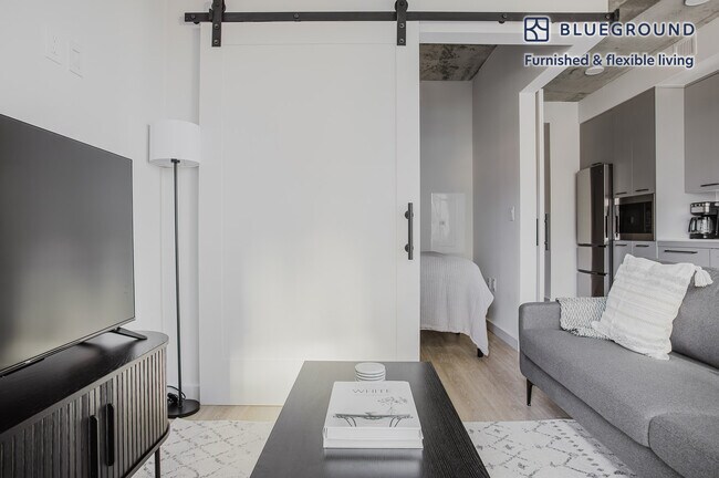 Photo - 3030 Potomac Ave Unit FL3-ID1009