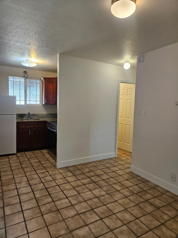 Photo - 444 S Kamehameha Ave