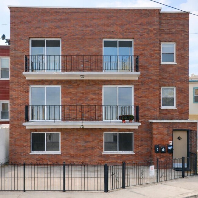 Building Photo - 3586 John F. Kennedy Blvd Unit 2