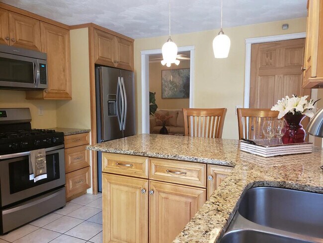 Photo - 21 Case Ave Unidad ID1373628P