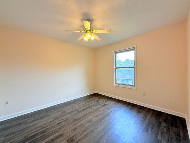 Photo - 245 Maryland Dr Unit 5