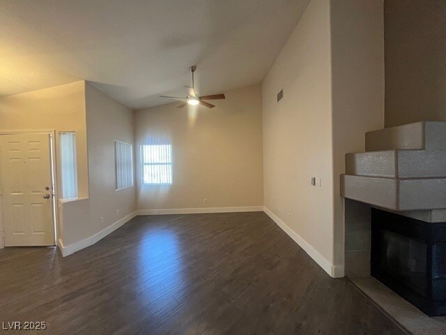 Photo - 3352 Kylemore St