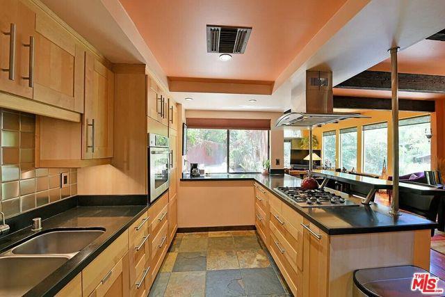 Photo - 8296 Gould Ave