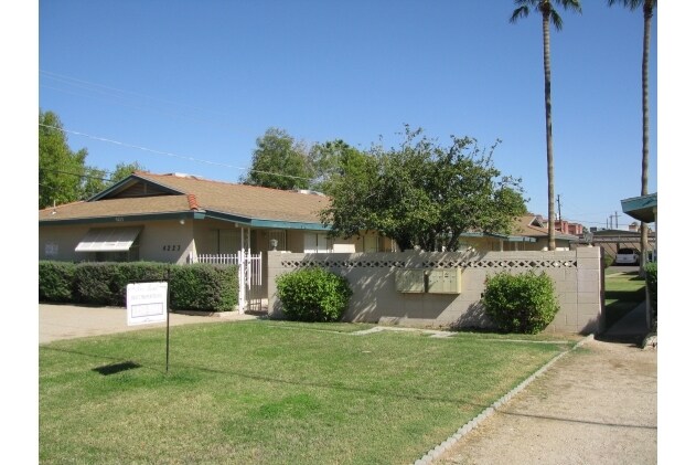 Photo - The Quad Apartments