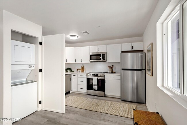 Photo - 3114 N 68th St