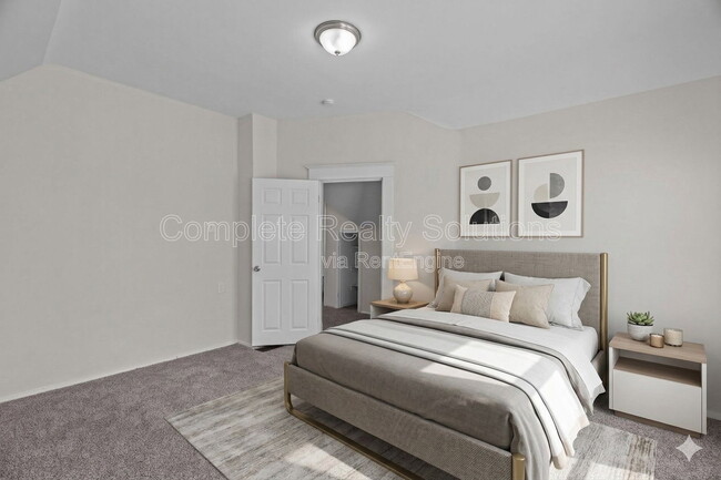 Photo - 6811 Etzel Ave