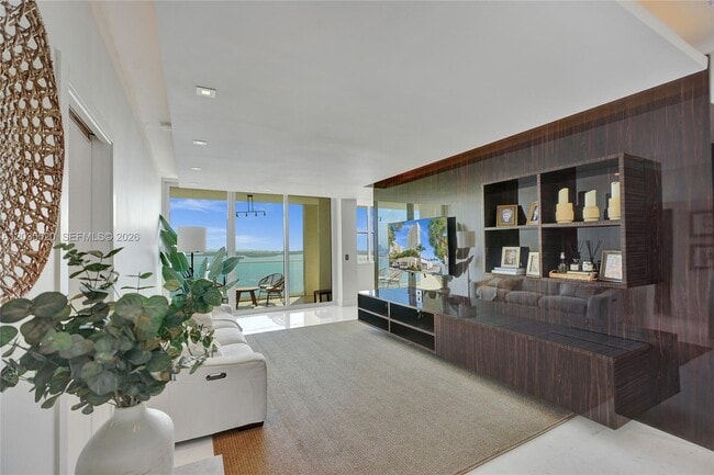 Photo - 800 Claughton Island Dr Unidad 3101