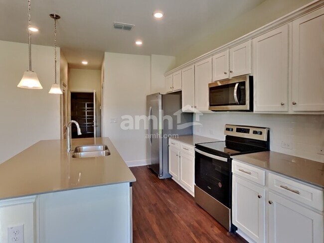 Photo - 27349 St Andrews Ave