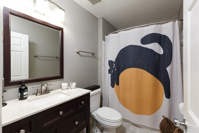 Photo - 905 Preston Ct