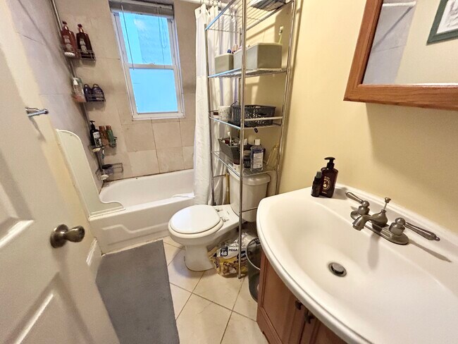 Photo - 143 Hillside St Unit 1