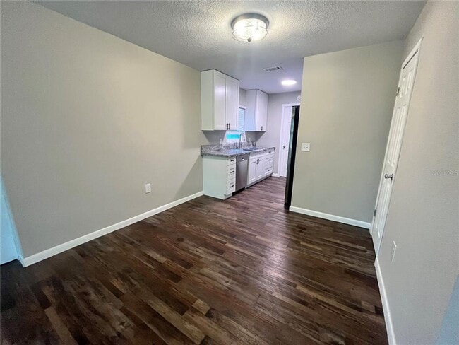 Photo - 601 Andys Ct