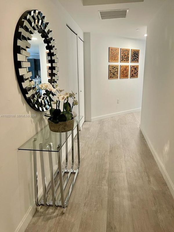 Photo - 45 SW 9th St Unidad 2201