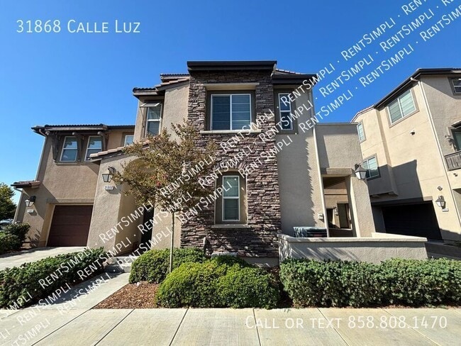 Building Photo - 31868 Calle Luz Rental