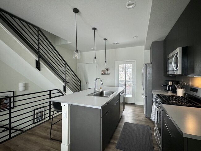 Photo - 1198 S Reed Way